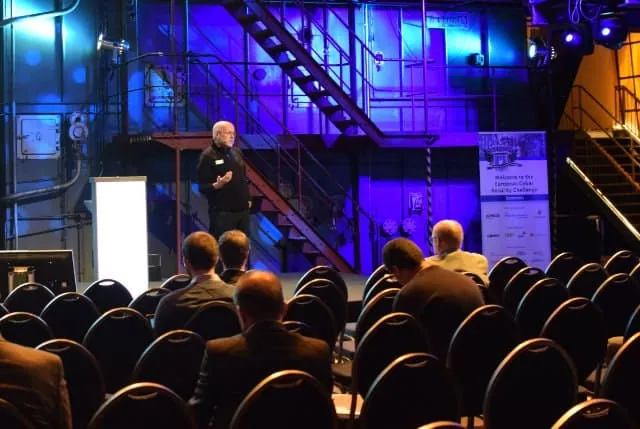 Das Podest für die Referenten auf der Cyber Security Challenge 2016