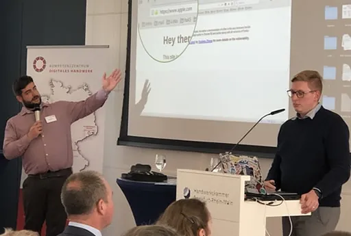 Ein Live Hacking Webinar ist eine sinnvolle Ergänzung zu bestehenden Programmen.