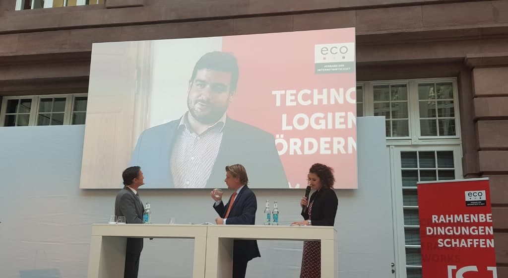 Ein Live Hacking Webinar kann von matteo grosse-kampmann durchgeführt werden.